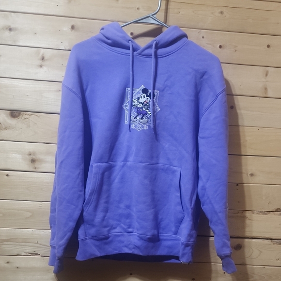Disney Tops - Disneyland 100 Years Of Wonder Embroidered Sweater Adult Size Medium